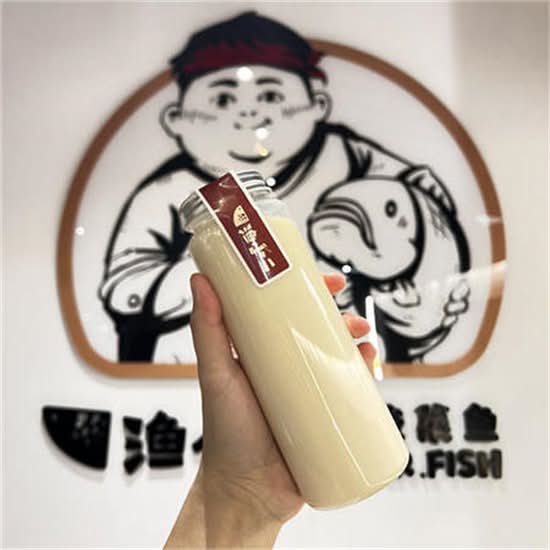 Sweetened Soy Milk 冰甜豆浆